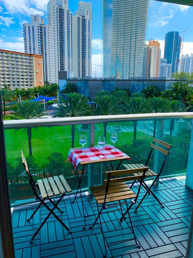 Ocean Reserve By Miami Tcs ไมอามีบีช ภายนอก รูปภาพ