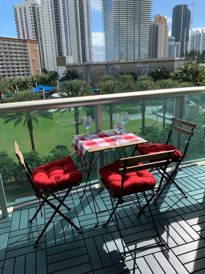 Ocean Reserve By Miami Tcs ไมอามีบีช ภายนอก รูปภาพ