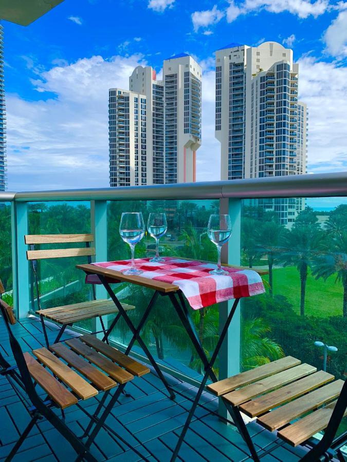 Ocean Reserve By Miami Tcs ไมอามีบีช ภายนอก รูปภาพ